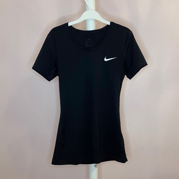 Black Nike Spandex Top - Picture 1 of 2
